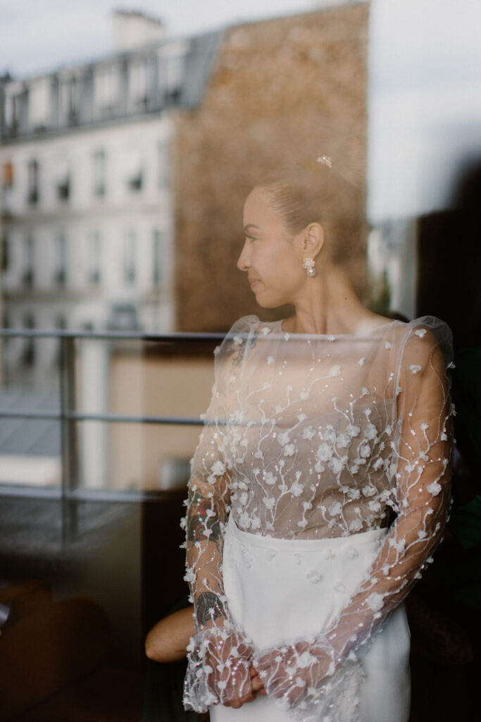 portrait d'une mariée avec vus sur Paris
