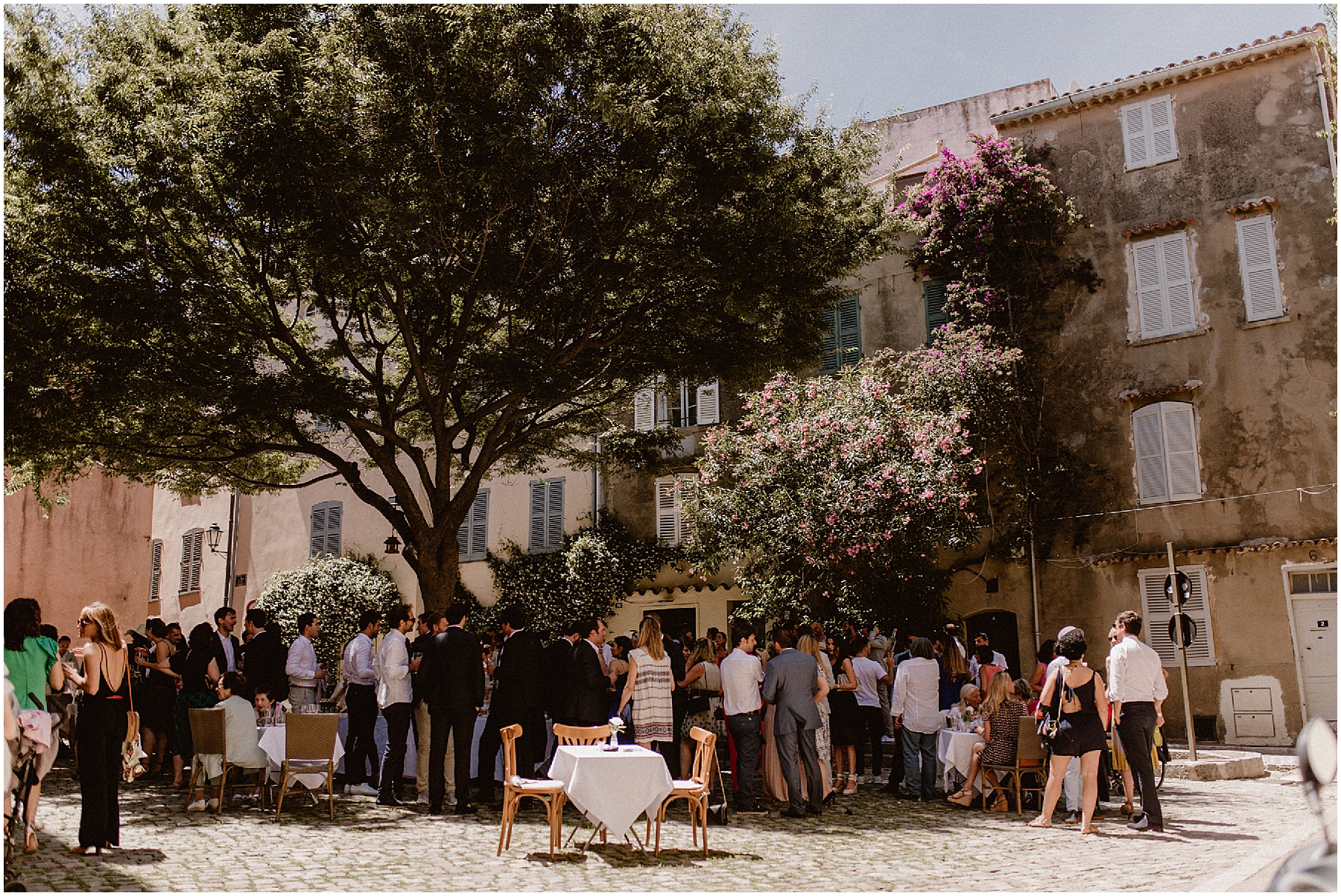 Mariage Place de l'Ormeau Saint Tropez