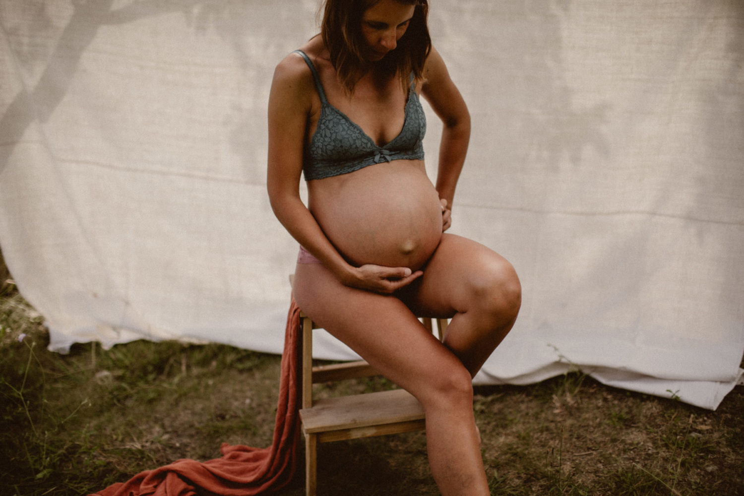 photographie de grossesse cote d'azur