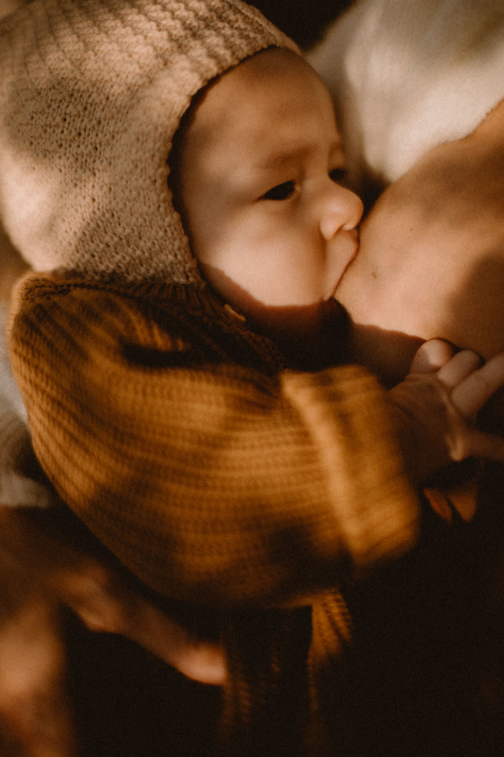 allaitement bébé photographe