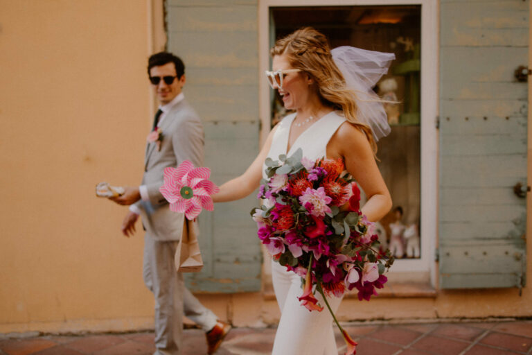 A kitsch and modern wedding in Nice