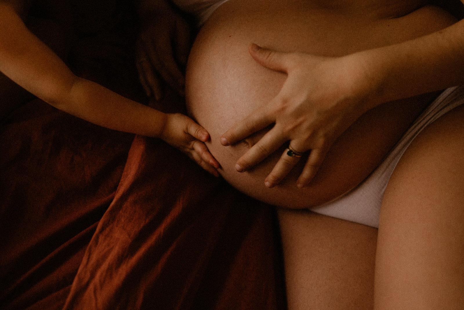 photographe maternité à domicile à Nice