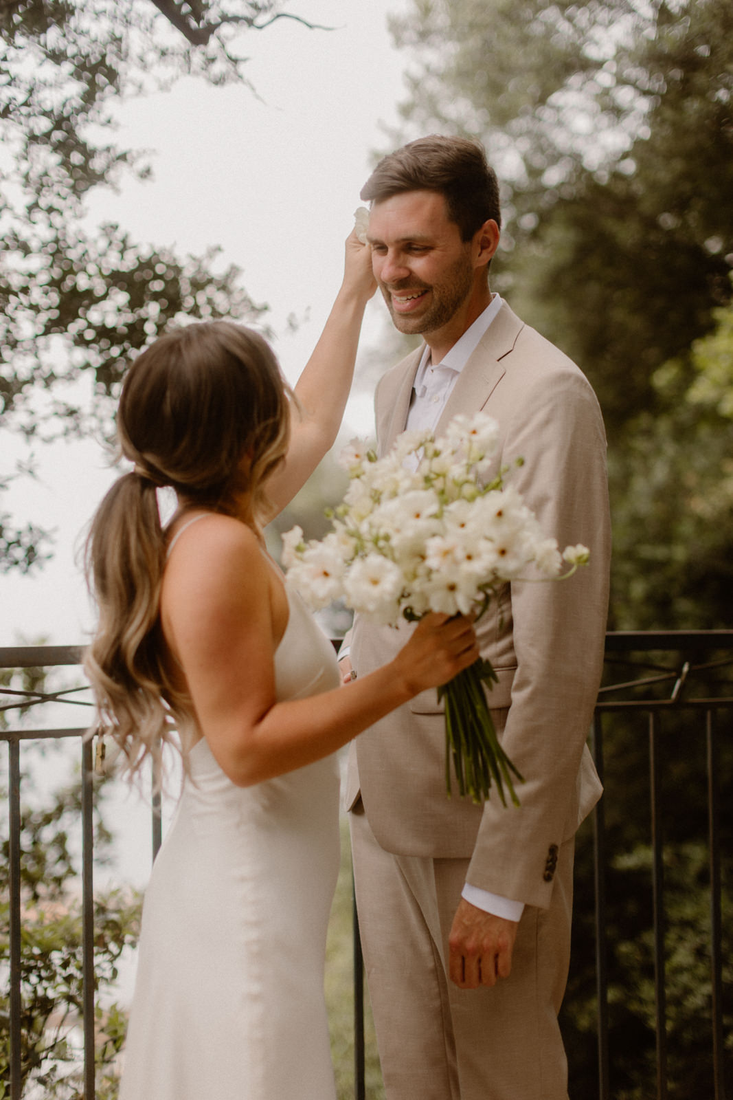 mariage intime à Nice vue sur la Méditerranée