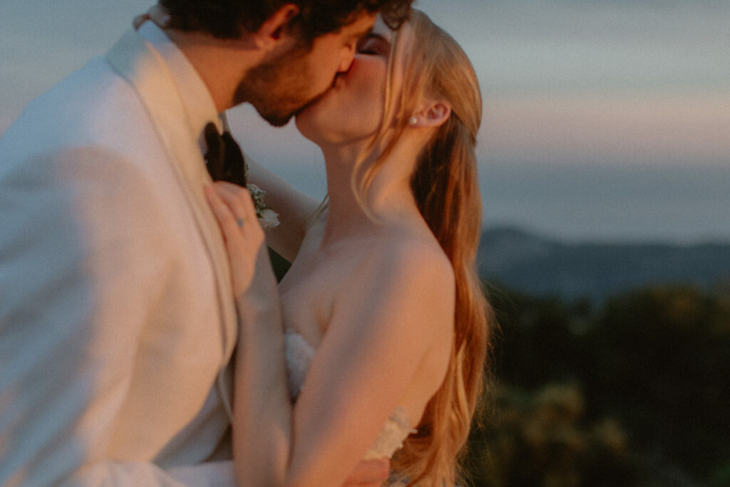 Romantic wedding in le Domaine du Mont Leuze – French Riviera