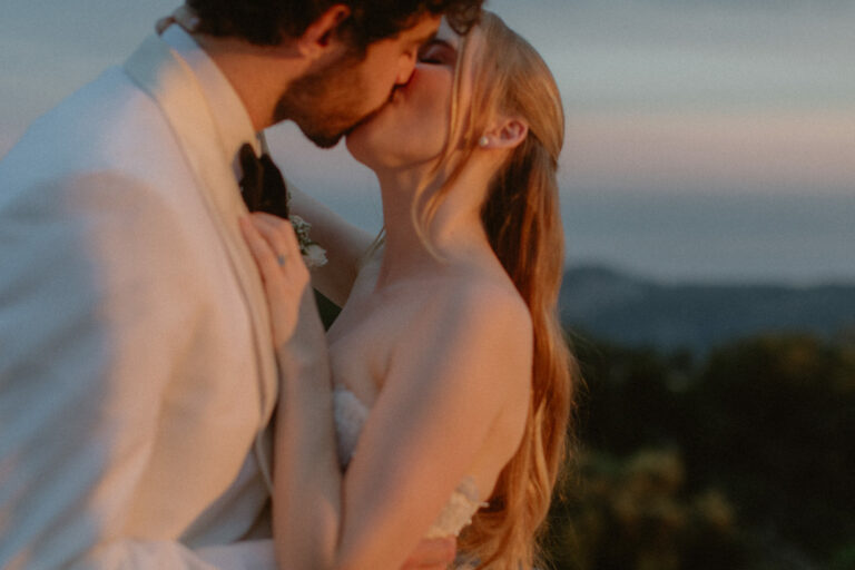 Un mariage élégant au domaine du Mont-Leuze à Villefranche-sur-Mer