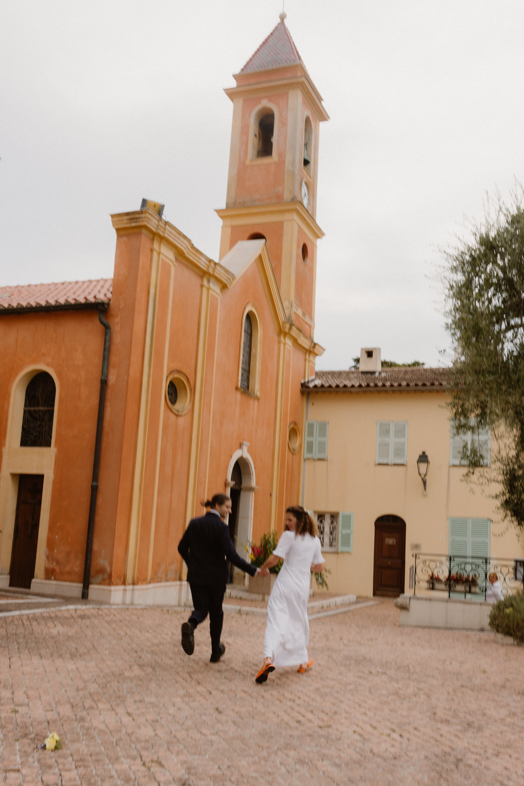 Wedding in the church of Saint Jean Cap ferrat