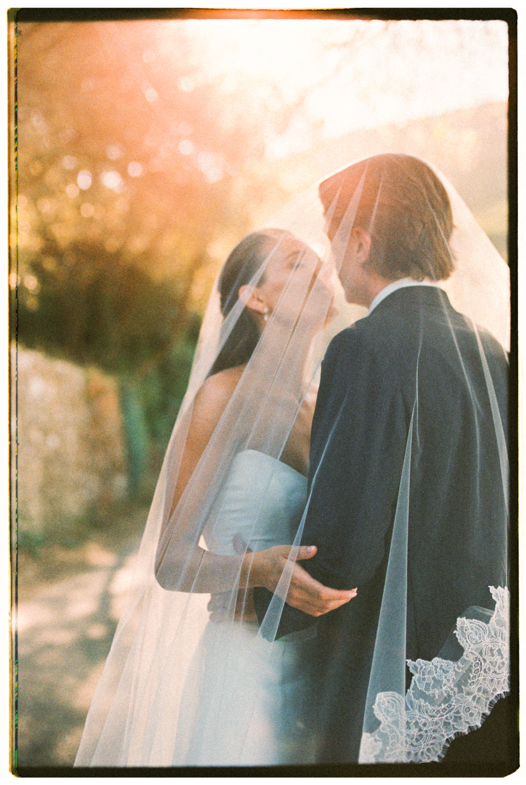 Newlywed couple in the Corsican landscape near Palazzu Nicrosi